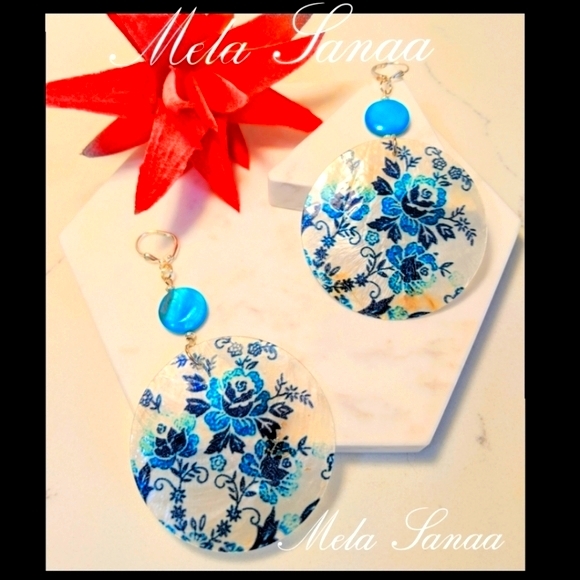 3/$30 ✨Capiz Shell Vintage Boho Dangle Drop Earring✨ - Picture 2 of 5